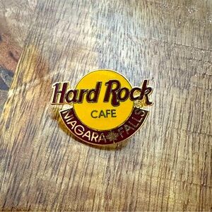 Hard Rock Niagara Falls Pin